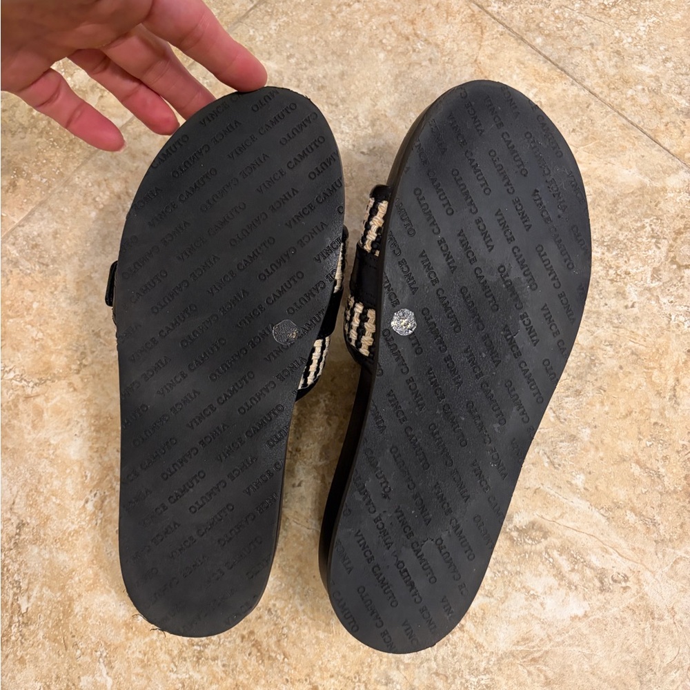 Vince Camuto Black and Cream Woven Slide Sandals - Picture 4 of 4